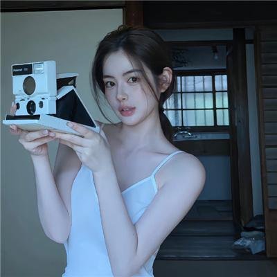 群芳灿烂海报